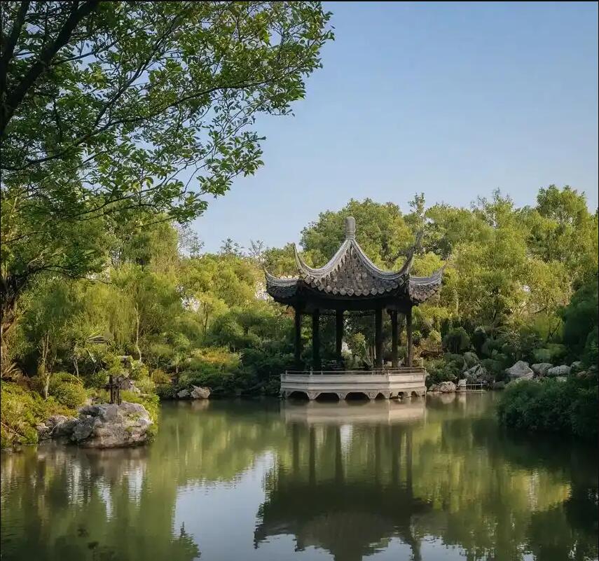 鞍山漂流餐饮有限公司